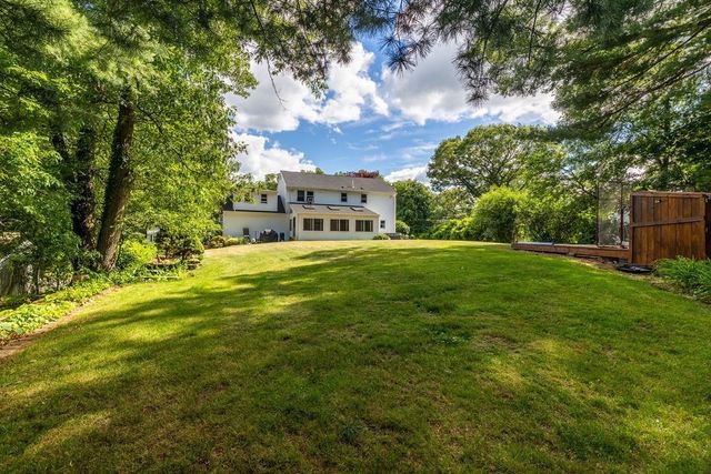 148 South St, Reading, MA 01867
