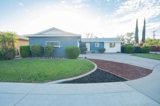 1852 S Baird Court, Fresno, CA 93702