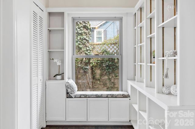 190 School Road, Asheville, NC 28806