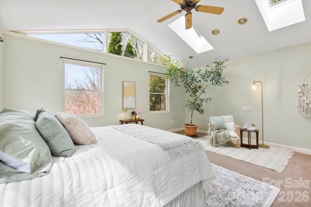 190 School Road, Asheville, NC 28806