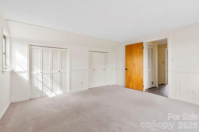 190 School Road, Asheville, NC 28806