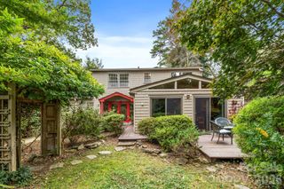 190 School Road, Asheville, NC 28806