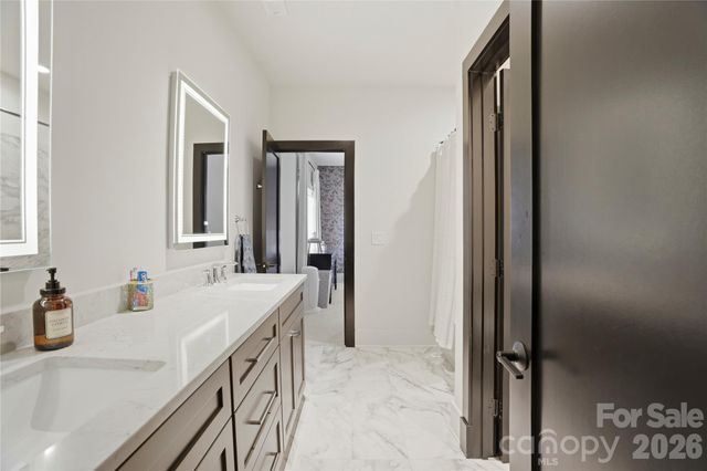 5408 Carmel Road, Charlotte, NC 28226
