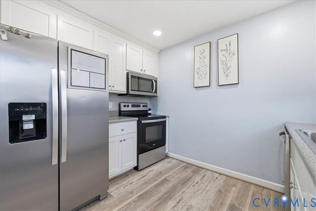 3111 Holly Ave, Colonial Heights, VA 23834