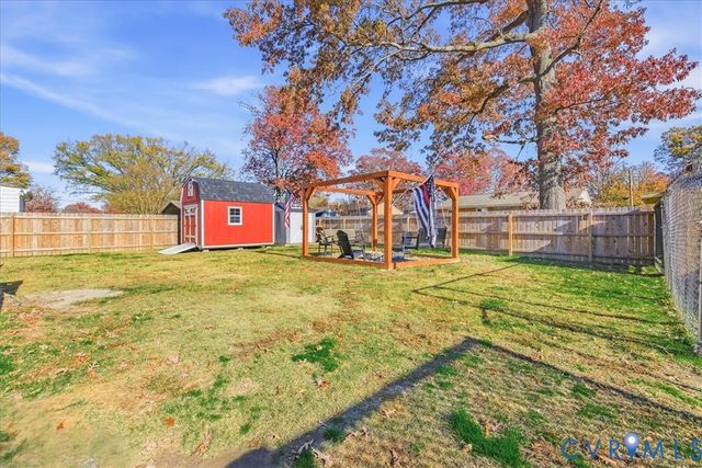 3111 Holly Ave, Colonial Heights, VA 23834