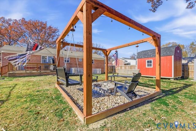 3111 Holly Ave, Colonial Heights, VA 23834