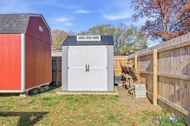 3111 Holly Ave, Colonial Heights, VA 23834
