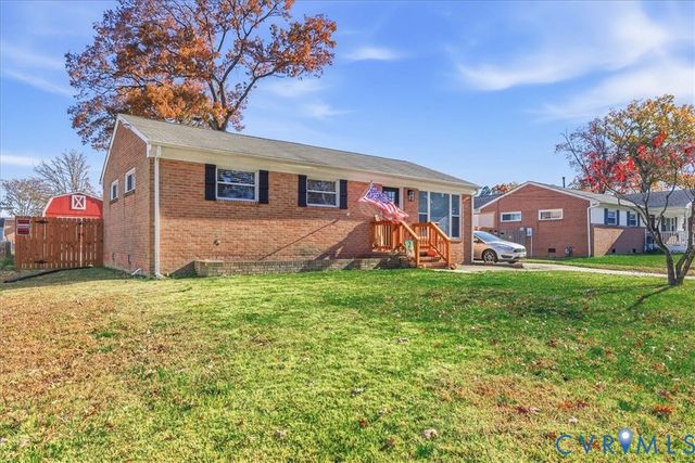 3111 Holly Ave, Colonial Heights, VA 23834