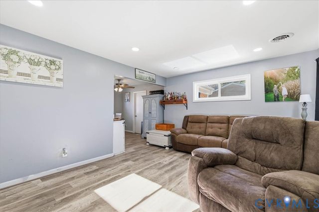 3111 Holly Ave, Colonial Heights, VA 23834