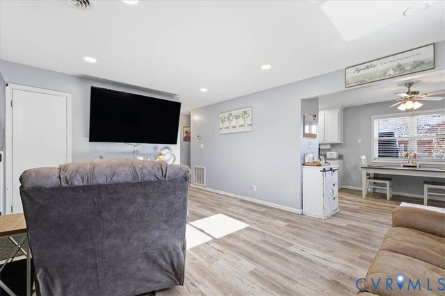 3111 Holly Ave, Colonial Heights, VA 23834