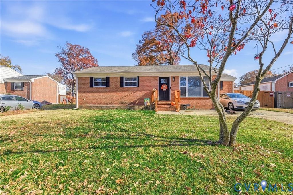 3111 Holly Ave, Colonial Heights, VA 23834