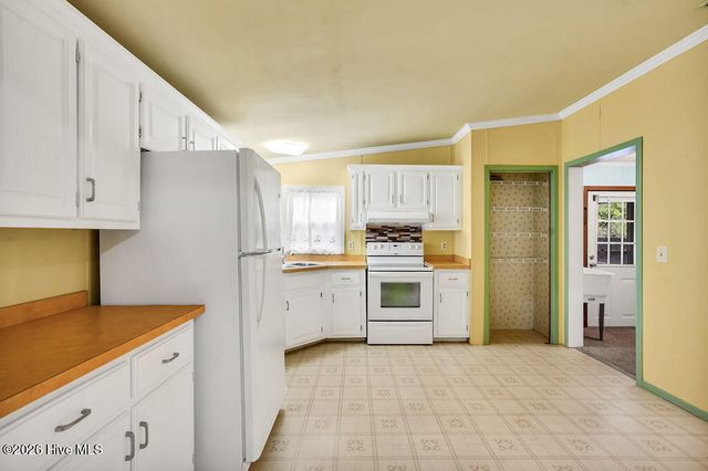 4741 W Trace Drive, Southport, NC 28461