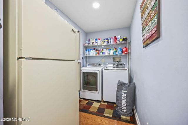 78 Henderson Road, Kendall Park, NJ 08824