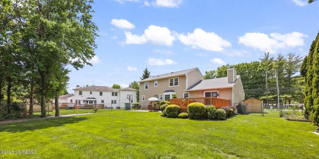 78 Henderson Road, Kendall Park, NJ 08824