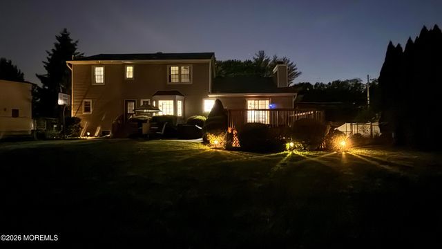 78 Henderson Road, Kendall Park, NJ 08824