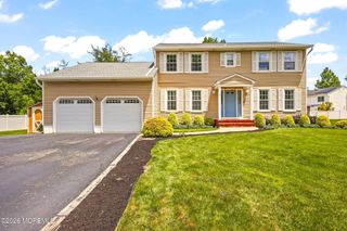 78 Henderson Road, Kendall Park, NJ 08824