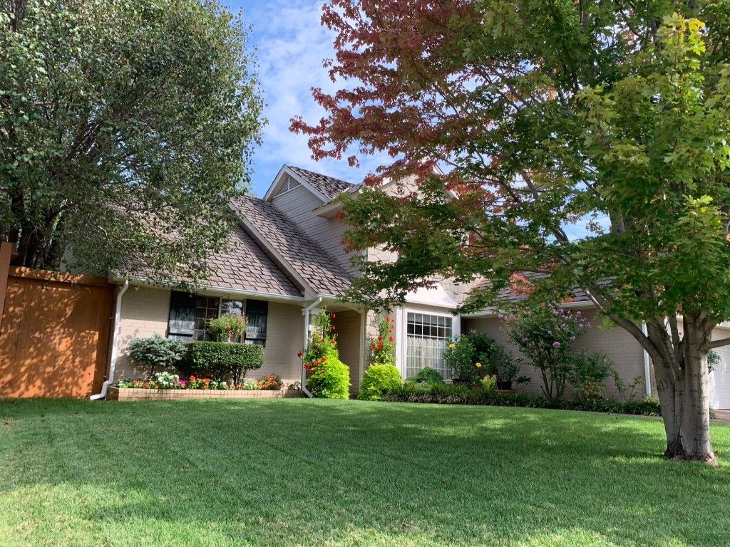 1309 Salem Avenue, Edmond, OK 73003