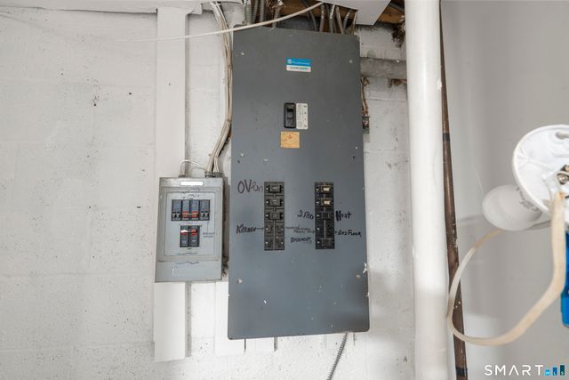 7 Barnstable Lane, Stamford, CT 06907