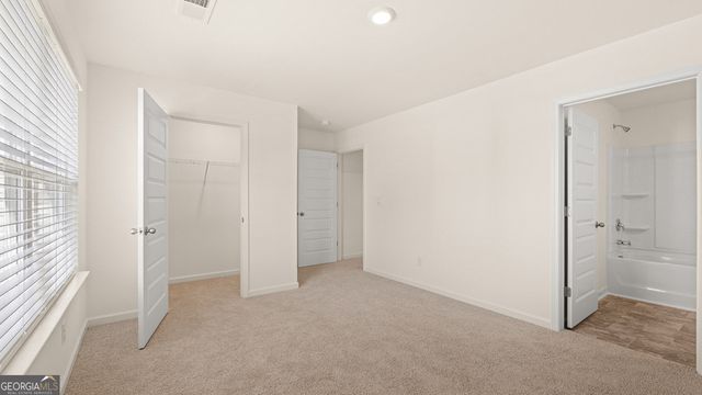 3009 Champions Way, Loganville, GA 30052