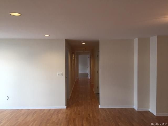 26 W Broadway 303, Long Beach, NY 11561
