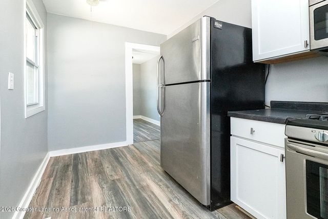 810 Fenton Street, Lansing, MI 48910