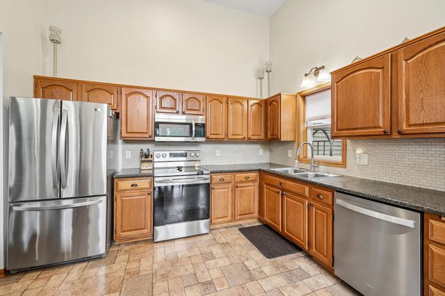 16982 Georgetown Way, Lakeville, MN 55068