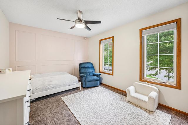 16982 Georgetown Way, Lakeville, MN 55068