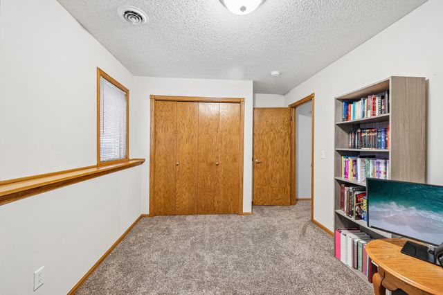 16982 Georgetown Way, Lakeville, MN 55068