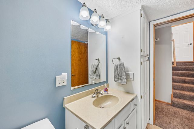 16982 Georgetown Way, Lakeville, MN 55068