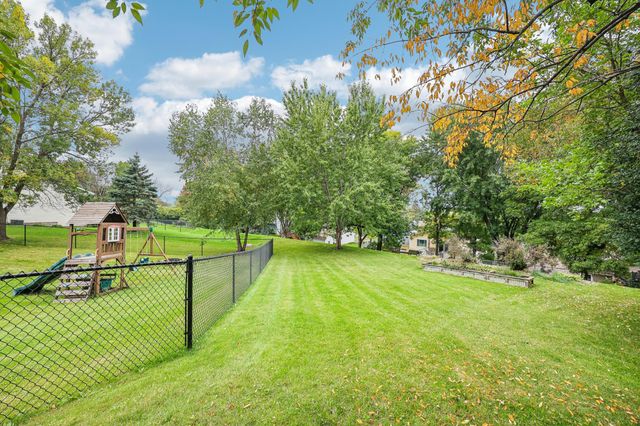 16982 Georgetown Way, Lakeville, MN 55068