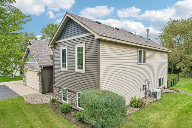 16982 Georgetown Way, Lakeville, MN 55068
