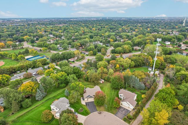 16982 Georgetown Way, Lakeville, MN 55068