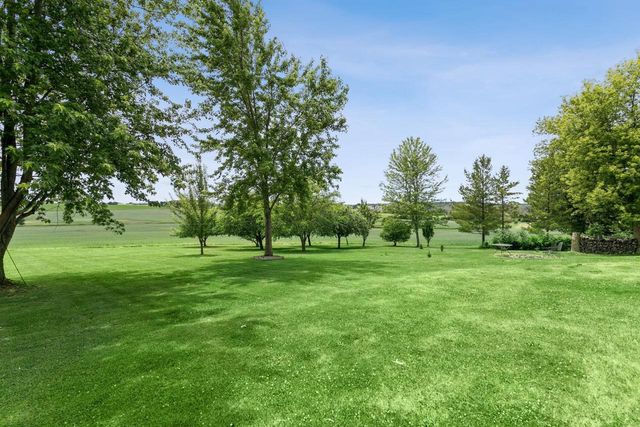 W3387 COUNTY LINE ROAD, Cleveland, WI 53015
