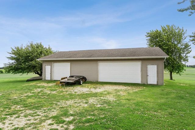 W3387 COUNTY LINE ROAD, Cleveland, WI 53015