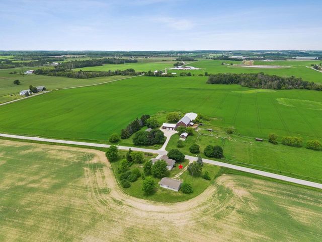 W3387 COUNTY LINE ROAD, Cleveland, WI 53015