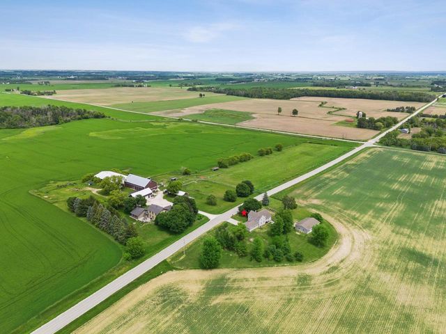 W3387 COUNTY LINE ROAD, Cleveland, WI 53015