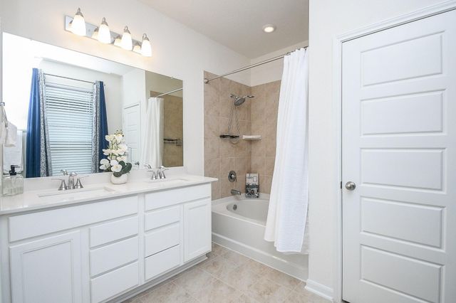3043 Kastania Lane, Fresno, TX 77545
