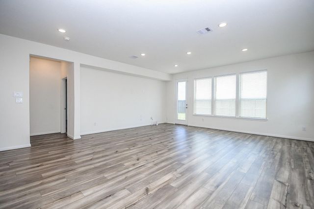 3043 Kastania Lane, Fresno, TX 77545