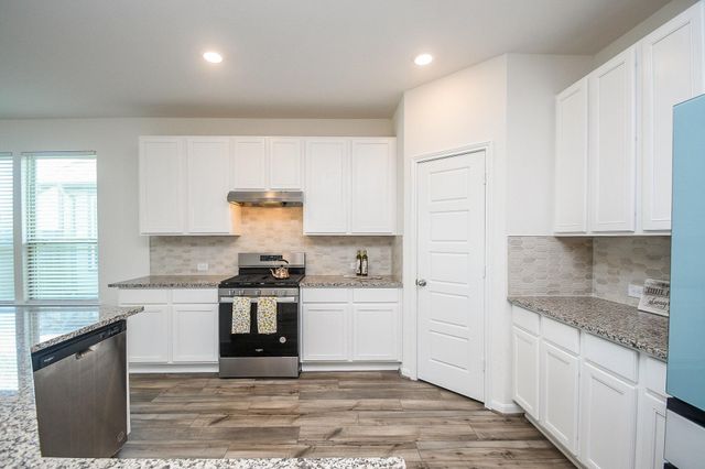 3043 Kastania Lane, Fresno, TX 77545