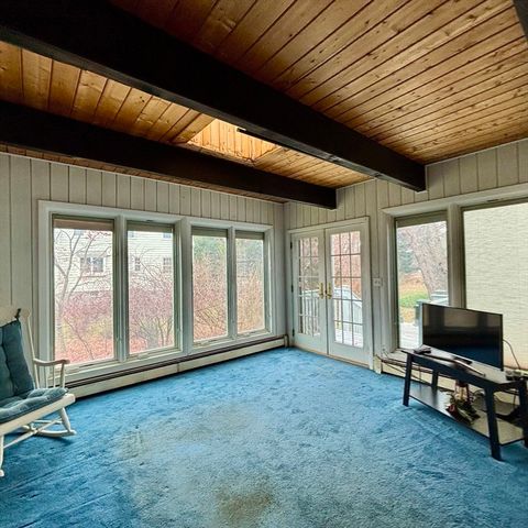 25 Woodward Ave, Reading, MA 01867