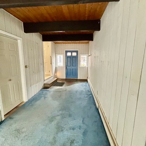 25 Woodward Ave, Reading, MA 01867