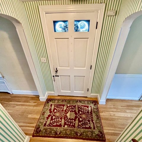 25 Woodward Ave, Reading, MA 01867