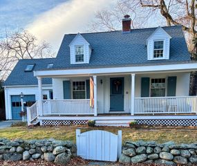25 Woodward Ave, Reading, MA 01867