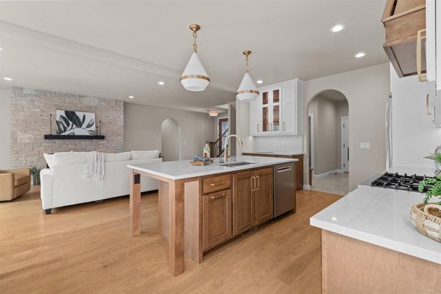 2417 ADRIENNE COURT, De Pere, WI 54115