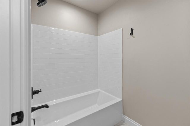 2417 ADRIENNE COURT, De Pere, WI 54115