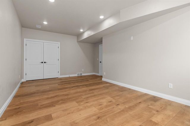 2417 ADRIENNE COURT, De Pere, WI 54115