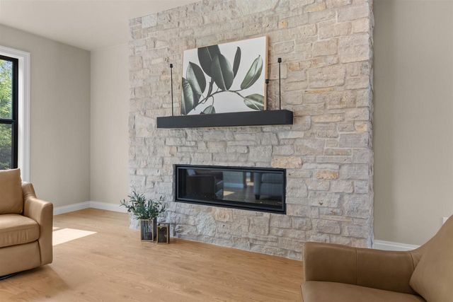 2417 ADRIENNE COURT, De Pere, WI 54115