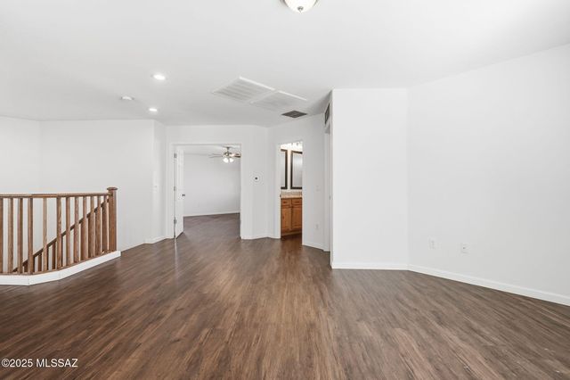 119 S Beyerville Place, Sahuarita, AZ 85629