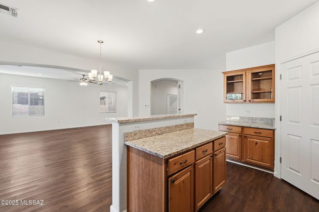 119 S Beyerville Place, Sahuarita, AZ 85629