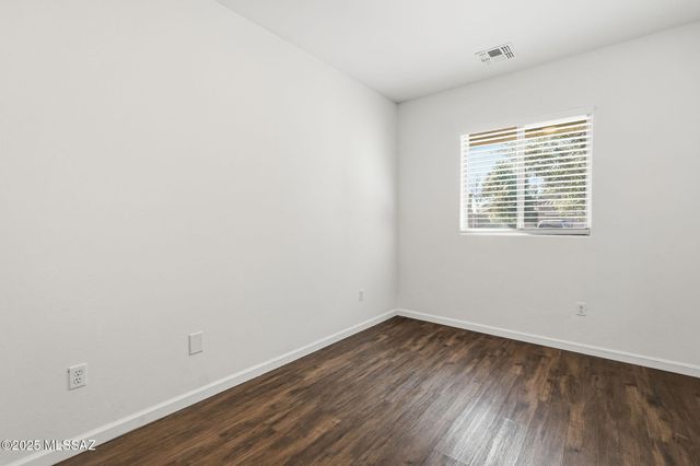 119 S Beyerville Place, Sahuarita, AZ 85629